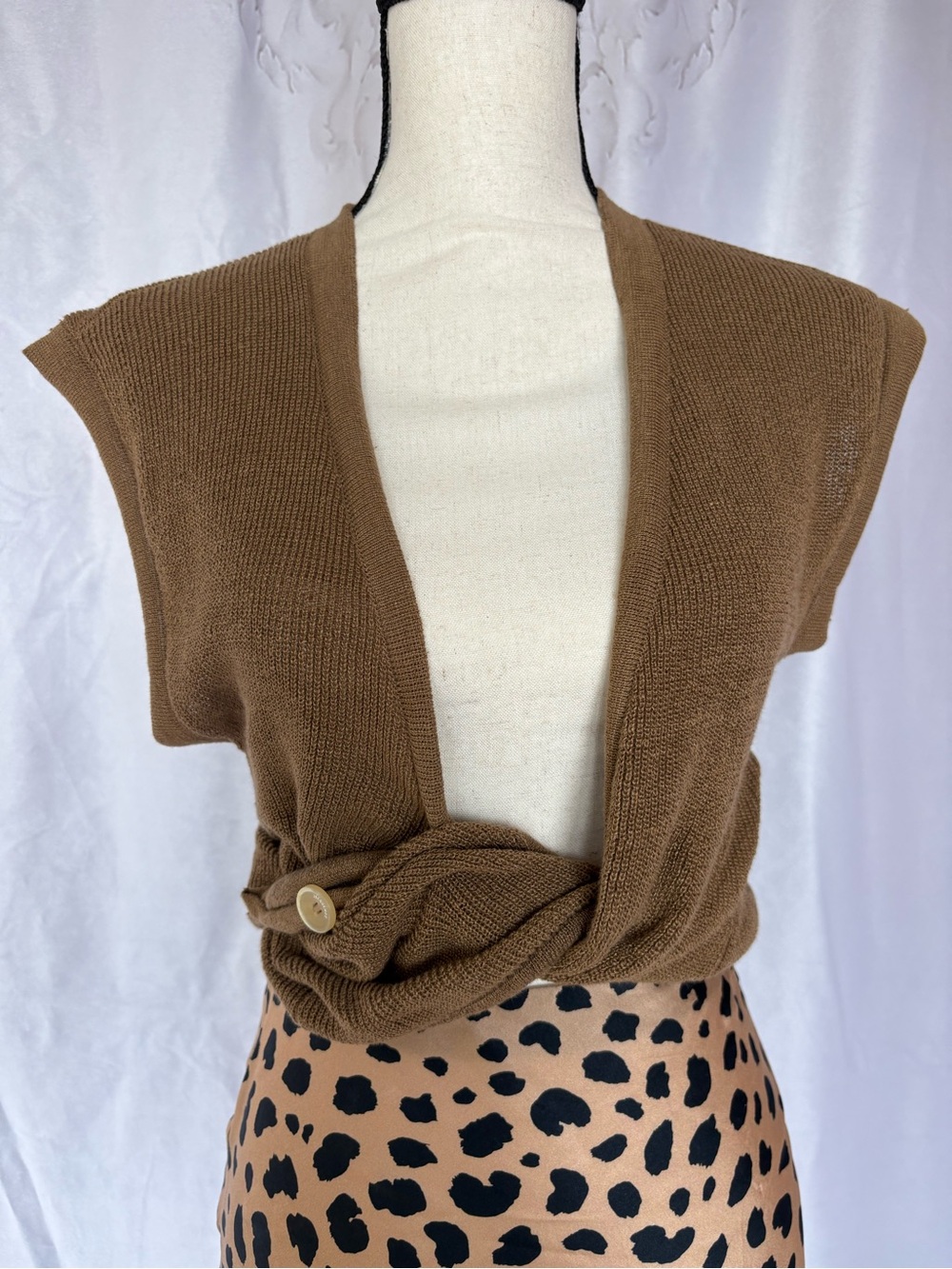Jacquemus Top Le Haut Noue Twisted Linen Knit Top Dark Brown